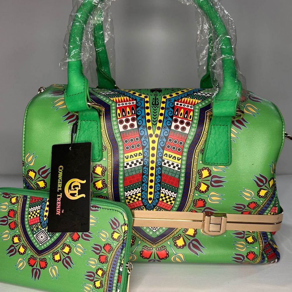 Cowgirl Trendy Dashiki Green Barrel Bag & Wallet Set